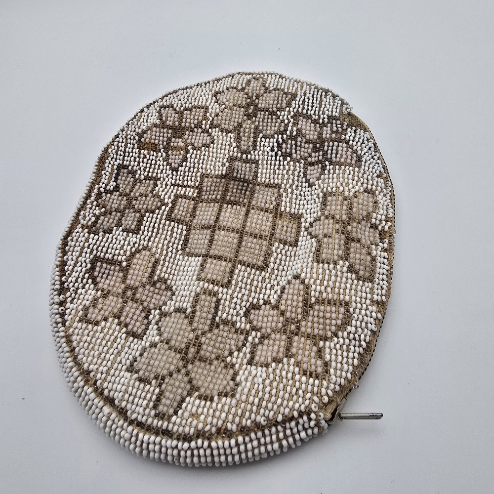 Vintage Handbag Small Oval Beaded Hand Slip Purse Cream/White Floal Pattern
